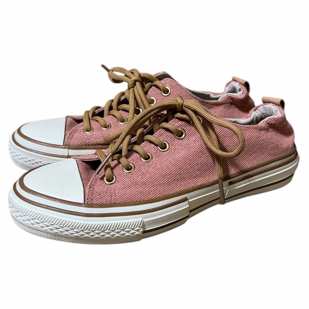 Very G Driana Sneakers in the rust/pinkish-red color 
Size 7-1/2